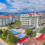 Sey Beach Hotel & Spa